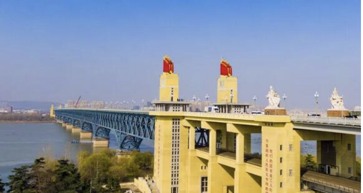 Yangzi River Bridge Structural Health and Safety Monitoring
